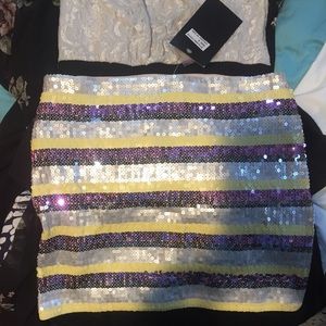 Size small sequin skirt